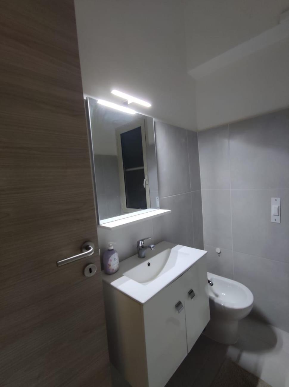Ava Apartment Rom